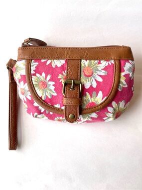 American Eagle Wristlet Pouch- Floral